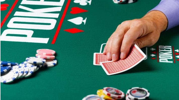 Những Điều Cần Lưu Ý Cho Người Mới Chơi Poker Trực Tuyến